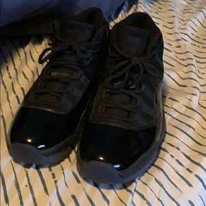 Air Jordan 11 cap and gown